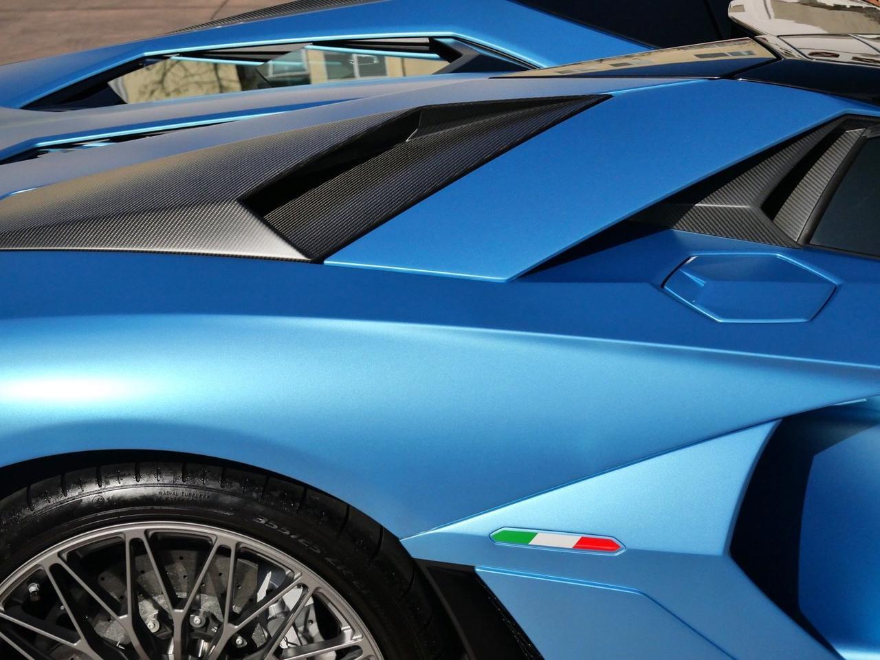 2022 Lamborghini Aventador Roadster LP 780-4 Ultimae LP 780-4 Ultimae Lawrence KS