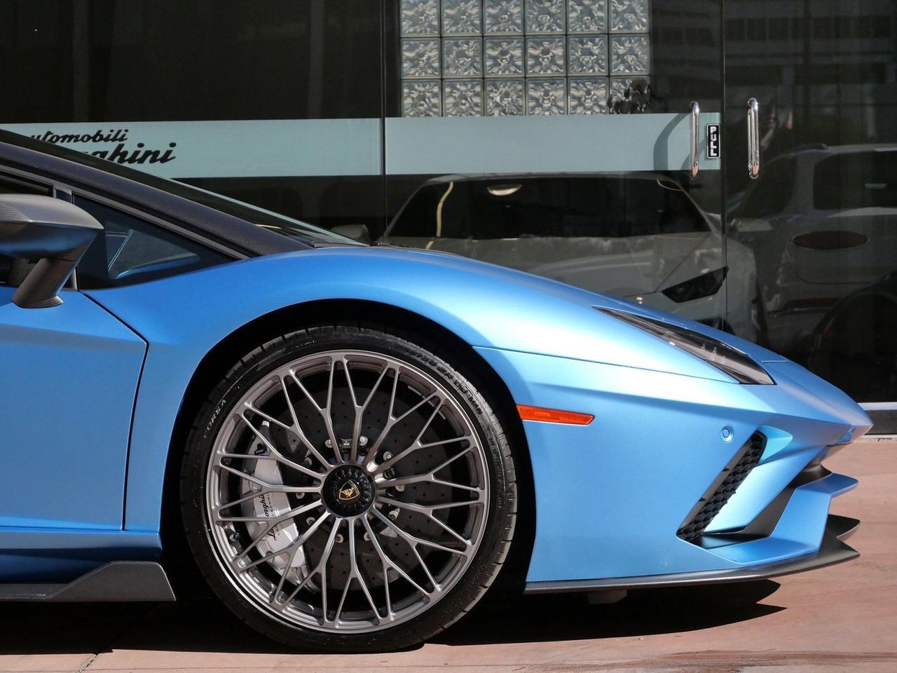 2022 Lamborghini Aventador Roadster LP 780-4 Ultimae LP 780-4 Ultimae Lawrence KS