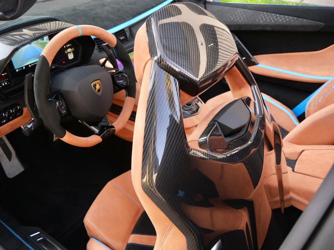 2022 Lamborghini Aventador Roadster LP 780-4 Ultimae LP 780-4 Ultimae Lawrence KS