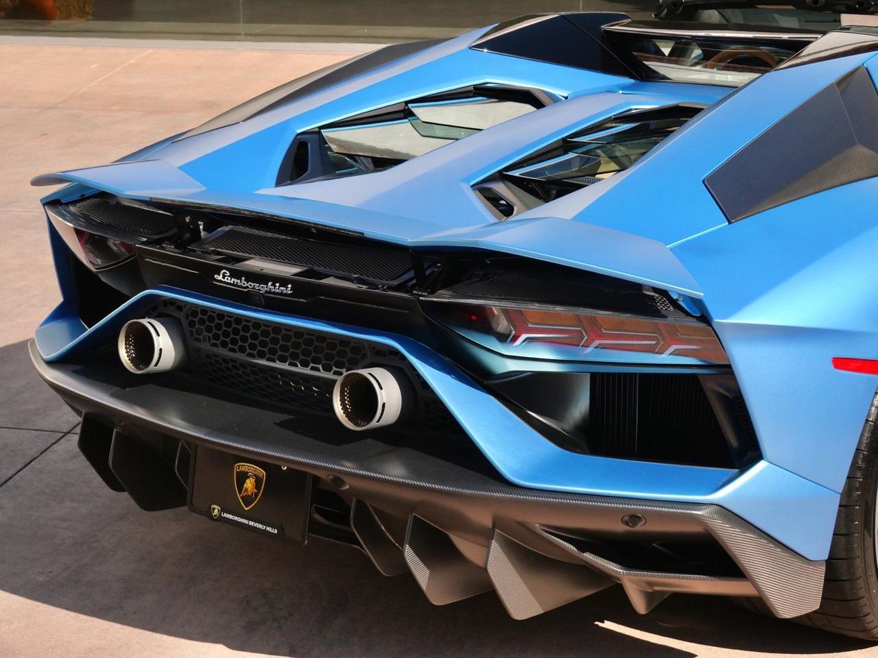 2022 Lamborghini Aventador Roadster LP 780-4 Ultimae LP 780-4 Ultimae Lawrence KS