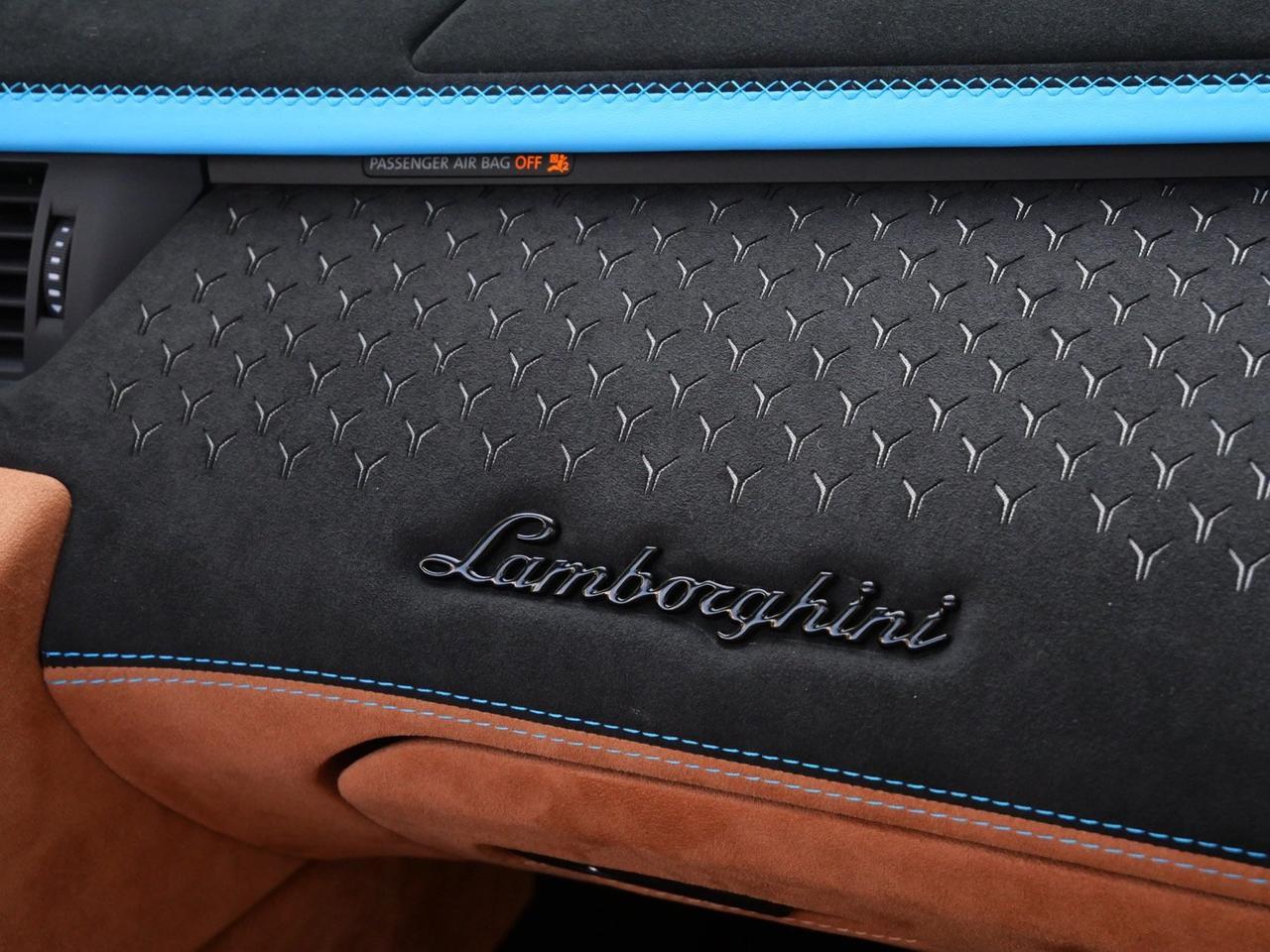 2022 Lamborghini Aventador Roadster LP 780-4 Ultimae LP 780-4 Ultimae Lawrence KS