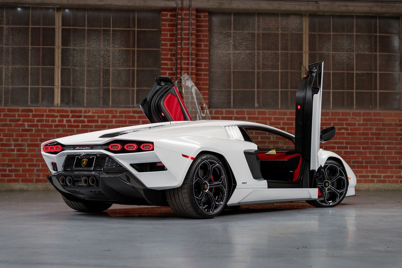 2022 Lamborghini Countach