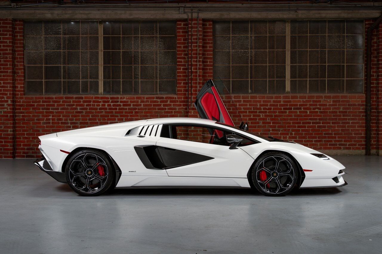 2022 Lamborghini Countach Lawrence KS