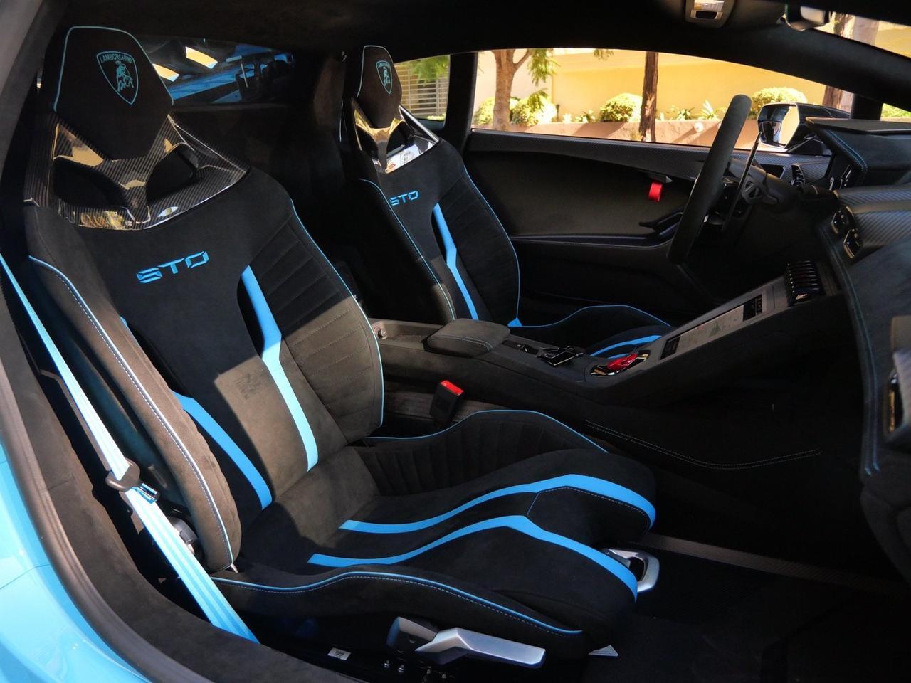 2022 Lamborghini Huracan STO Base Base Lawrence KS