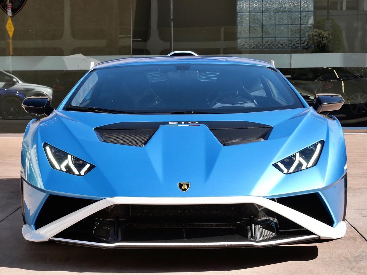 2022 Lamborghini Huracan STO Base Base Lawrence KS