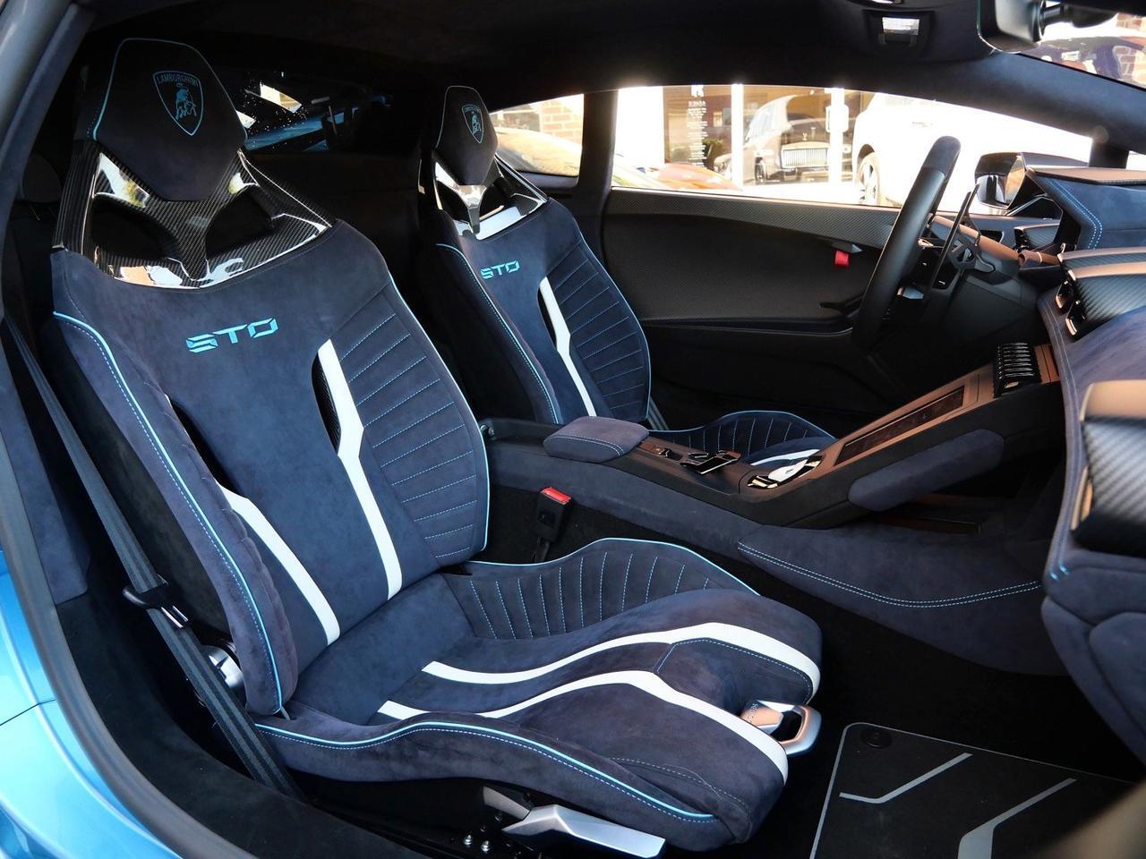 2022 Lamborghini Huracan STO Base Base Lawrence KS