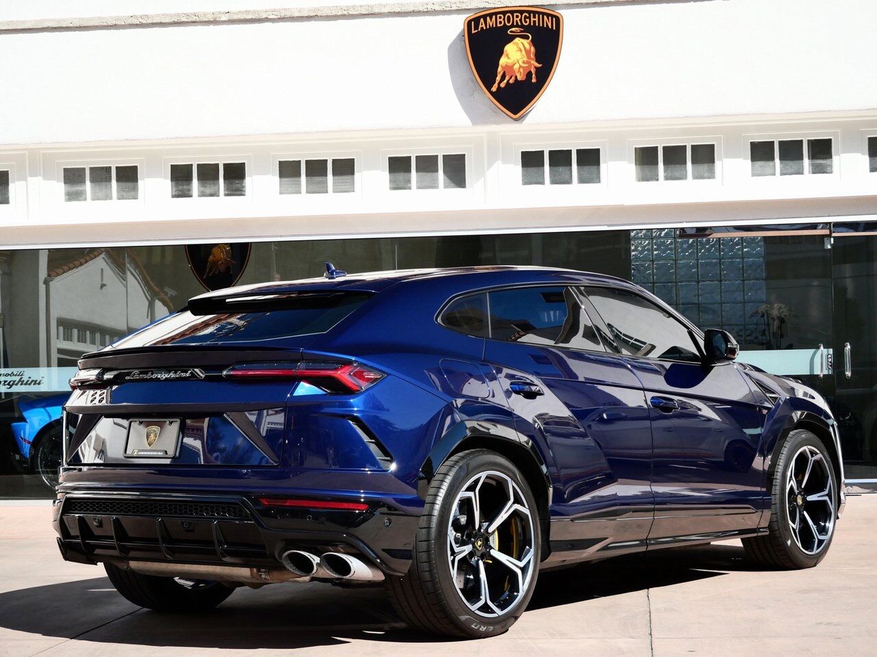 2022 Lamborghini Urus Lawrence KS