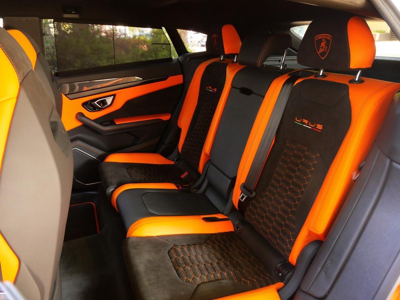 2022 Lamborghini Urus Base Base Lawrence KS