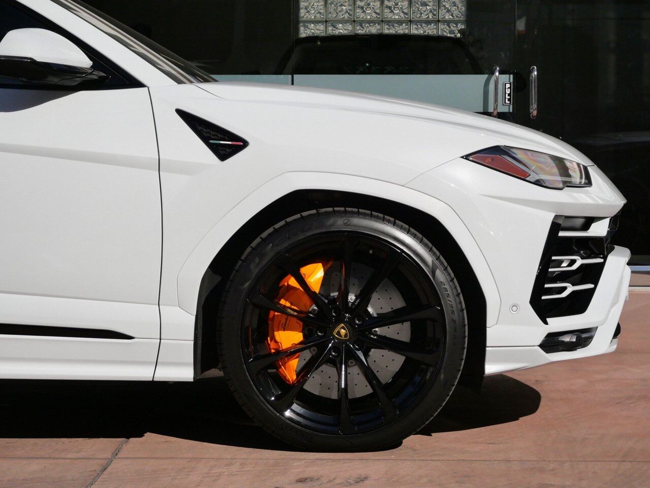 2022 Lamborghini Urus Base Base Lawrence KS