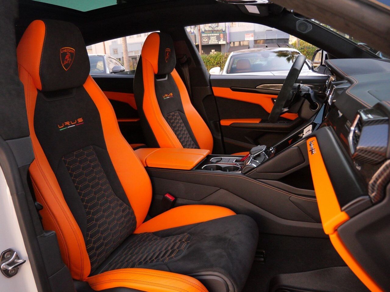 2022 Lamborghini Urus Base Base Lawrence KS