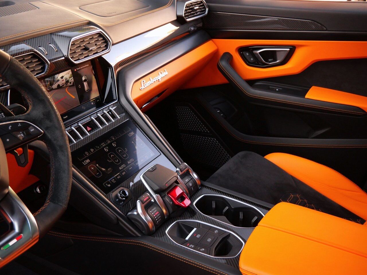 2022 Lamborghini Urus Base Base Lawrence KS
