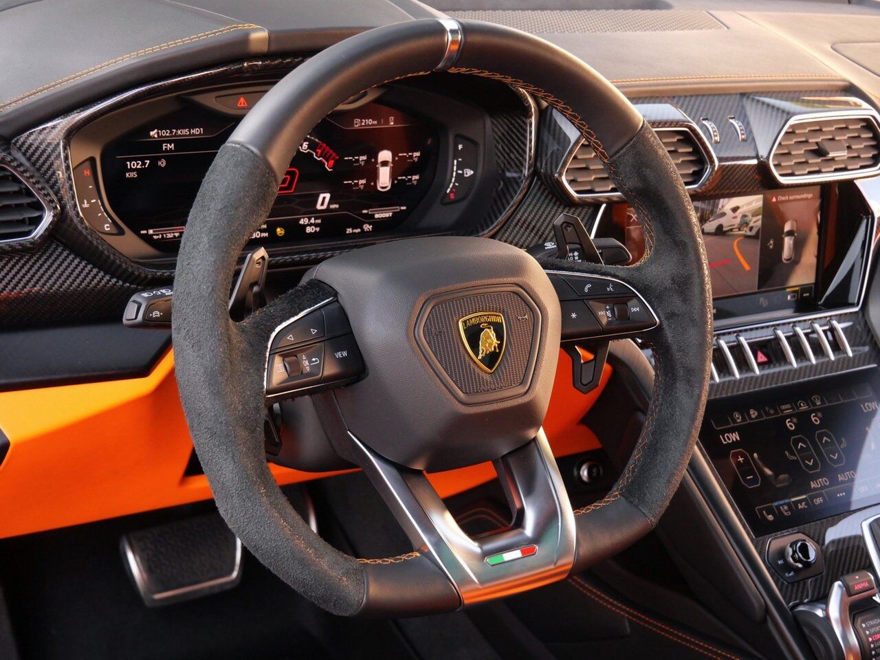 2022 Lamborghini Urus Base Base Lawrence KS