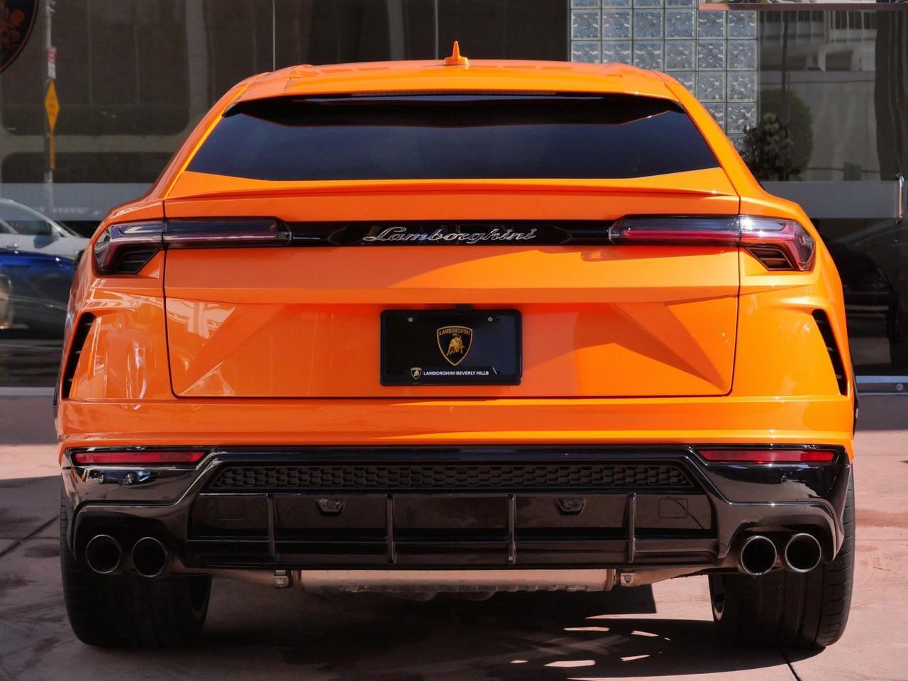 2022 Lamborghini Urus Base Base Lawrence KS