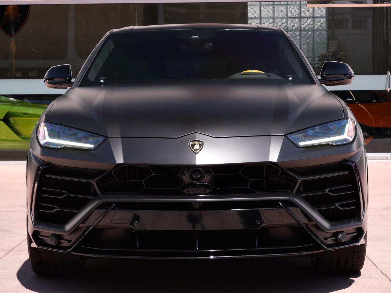 2022 Lamborghini Urus Base Base Lawrence KS