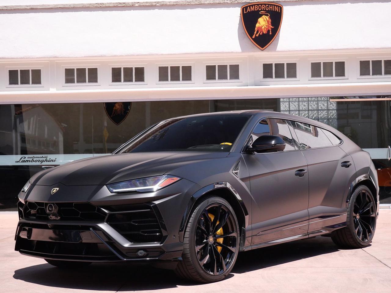 2022 Lamborghini Urus Base Base Lawrence KS