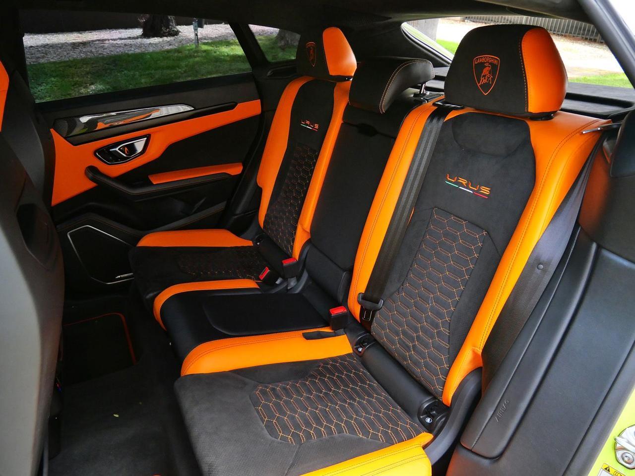 2022 Lamborghini Urus Base Base Lawrence KS