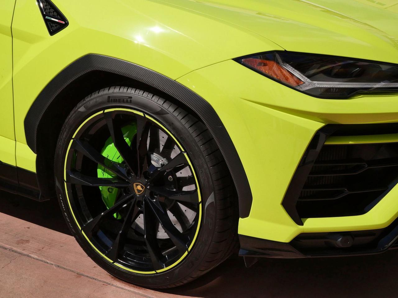 2022 Lamborghini Urus Base Base Lawrence KS