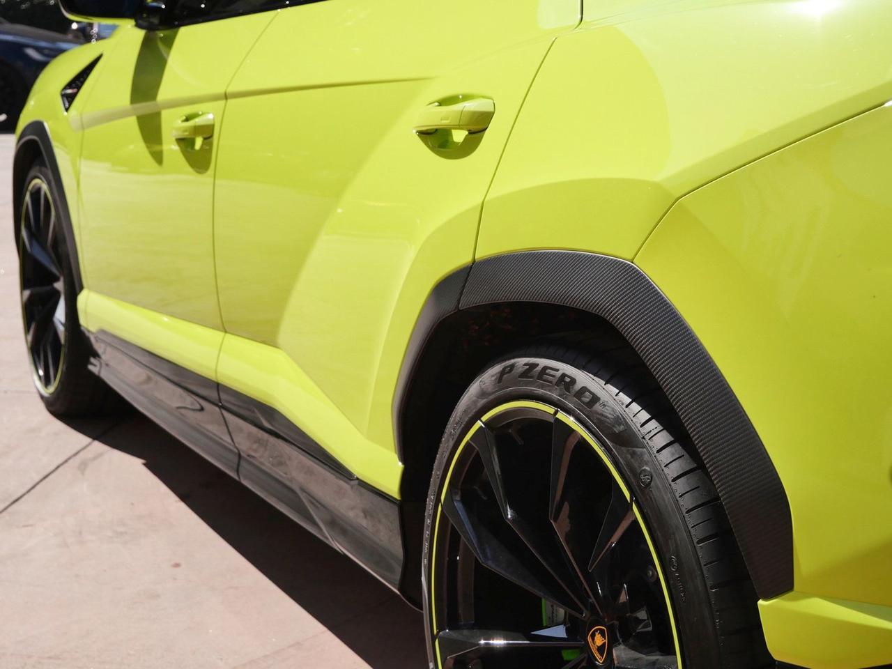 2022 Lamborghini Urus Base Base Lawrence KS