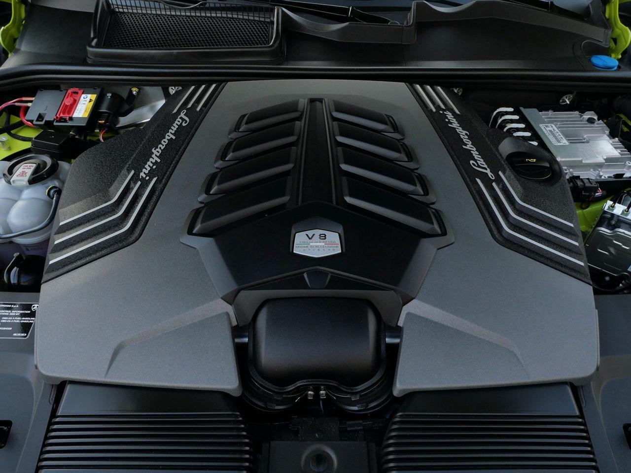 2022 Lamborghini Urus Base Base Lawrence KS