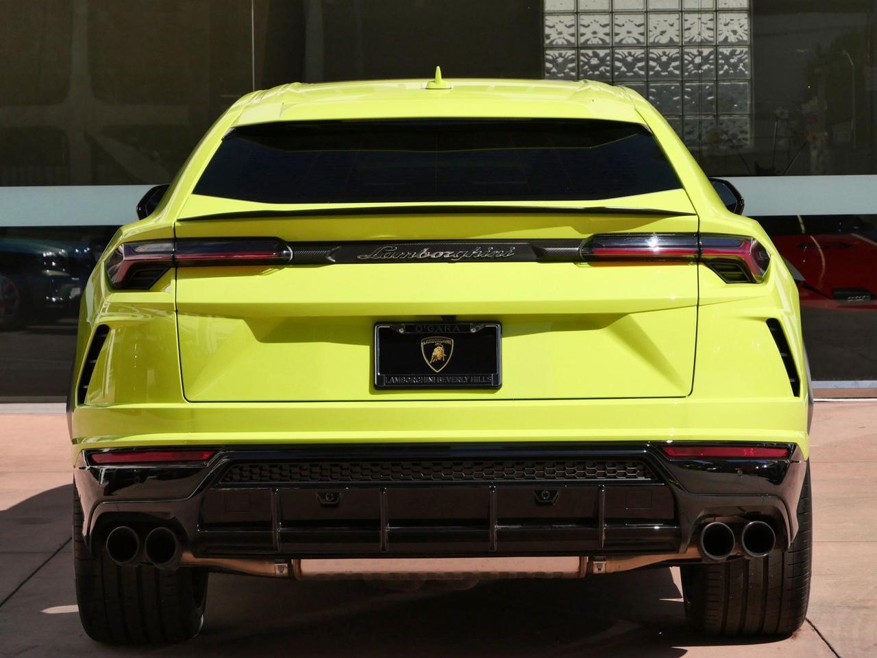 2022 Lamborghini Urus Base Base Lawrence KS