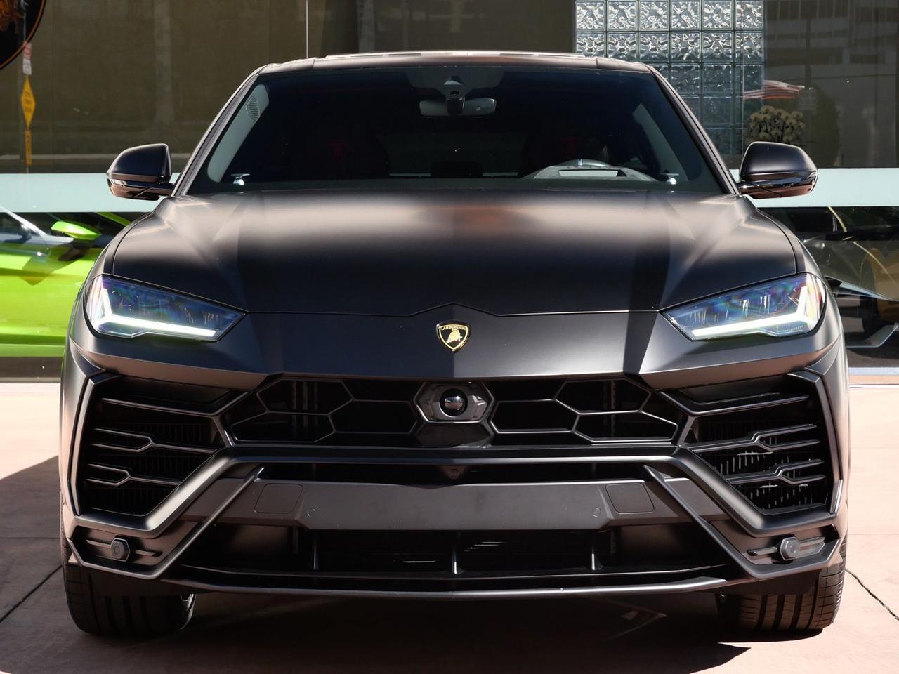 2022 Lamborghini Urus Base Base Lawrence KS