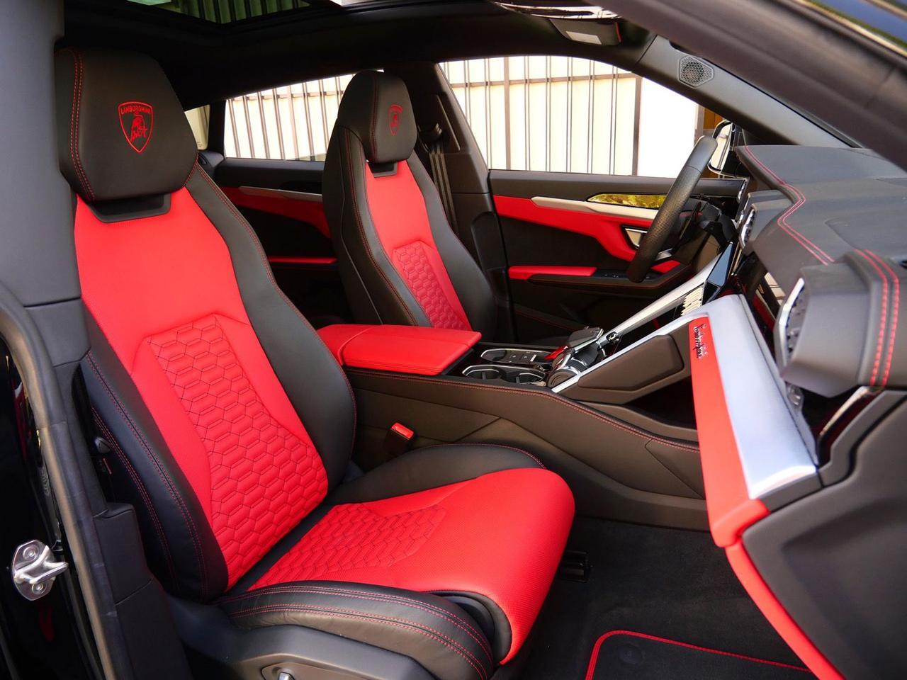 2022 Lamborghini Urus Base Base Lawrence KS