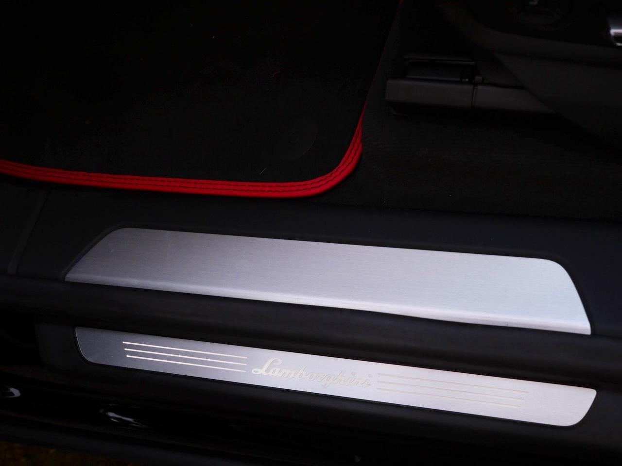 2022 Lamborghini Urus Base Base Lawrence KS