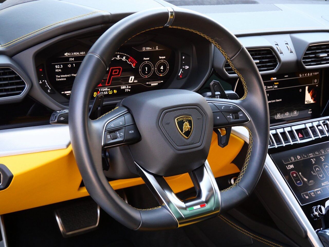 2022 Lamborghini Urus Base Base Lawrence KS