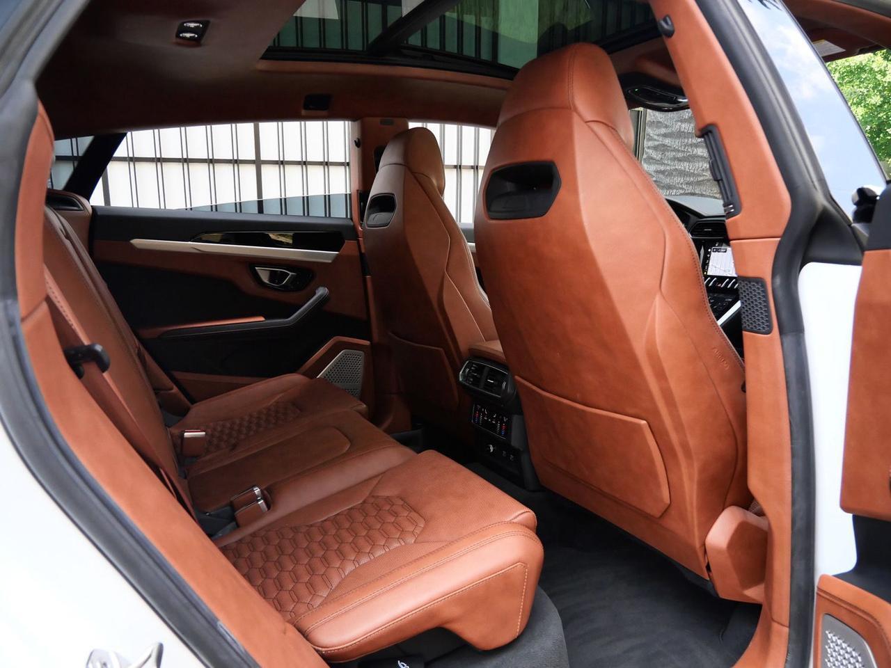 2022 Lamborghini Urus Base Base Lawrence KS