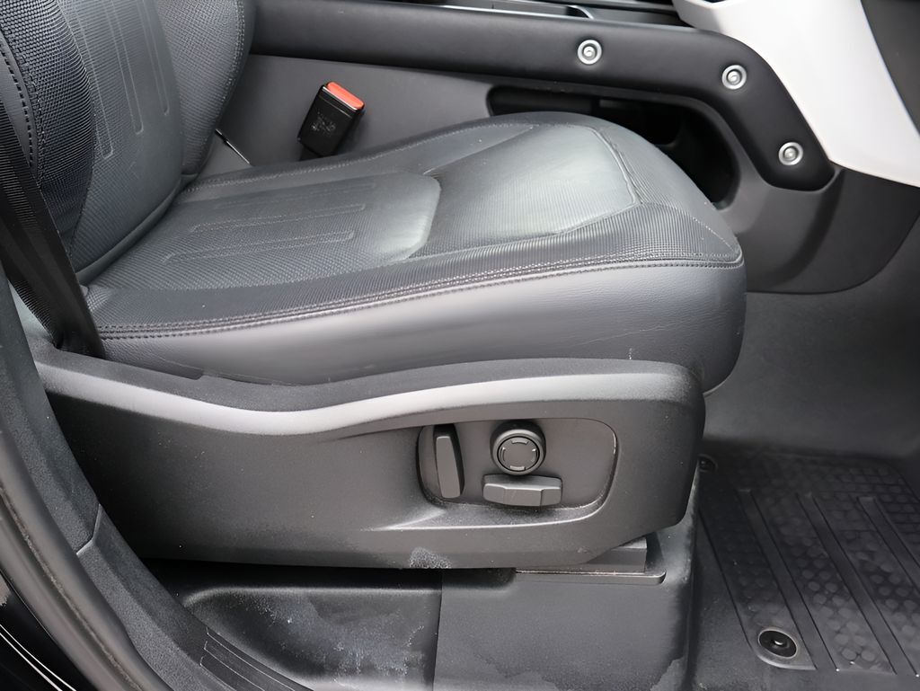 2022 Land Rover Defender 110 X-Dynamic SE San Clemente CA