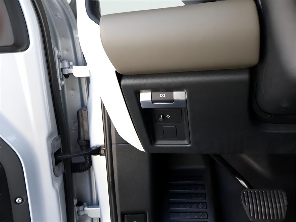 2022 Land Rover Defender 90 X-Dynamic HSE San Clemente CA