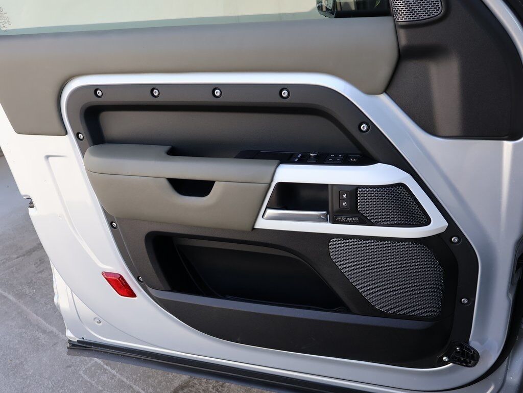 2022 Land Rover Defender 90 X-Dynamic HSE San Clemente CA