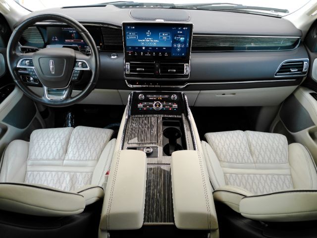 2022 Lincoln Navigator Black Label 2022 Lincoln Navigator Black Label