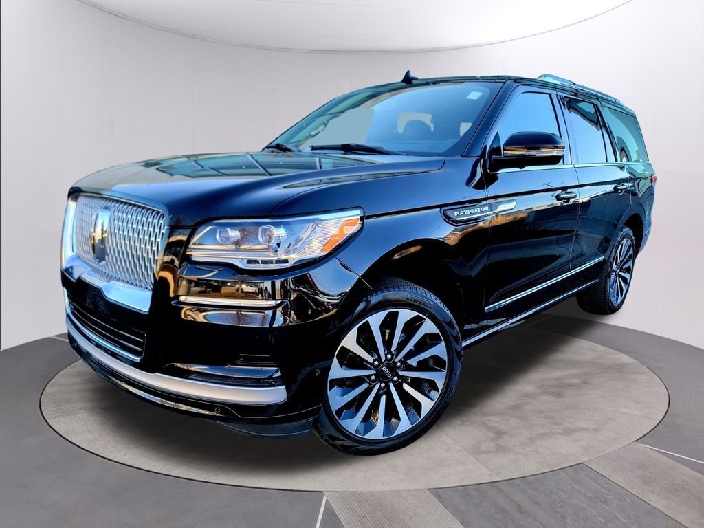 2022 Lincoln Navigator