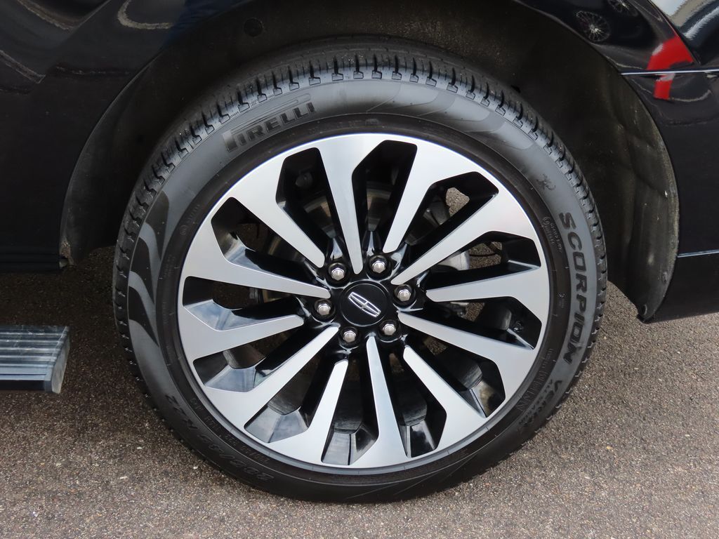 2022 Lincoln Navigator Reserve