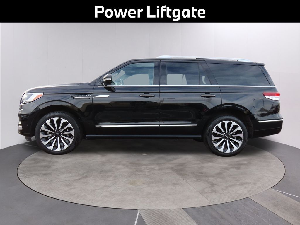 2022 Lincoln Navigator Reserve