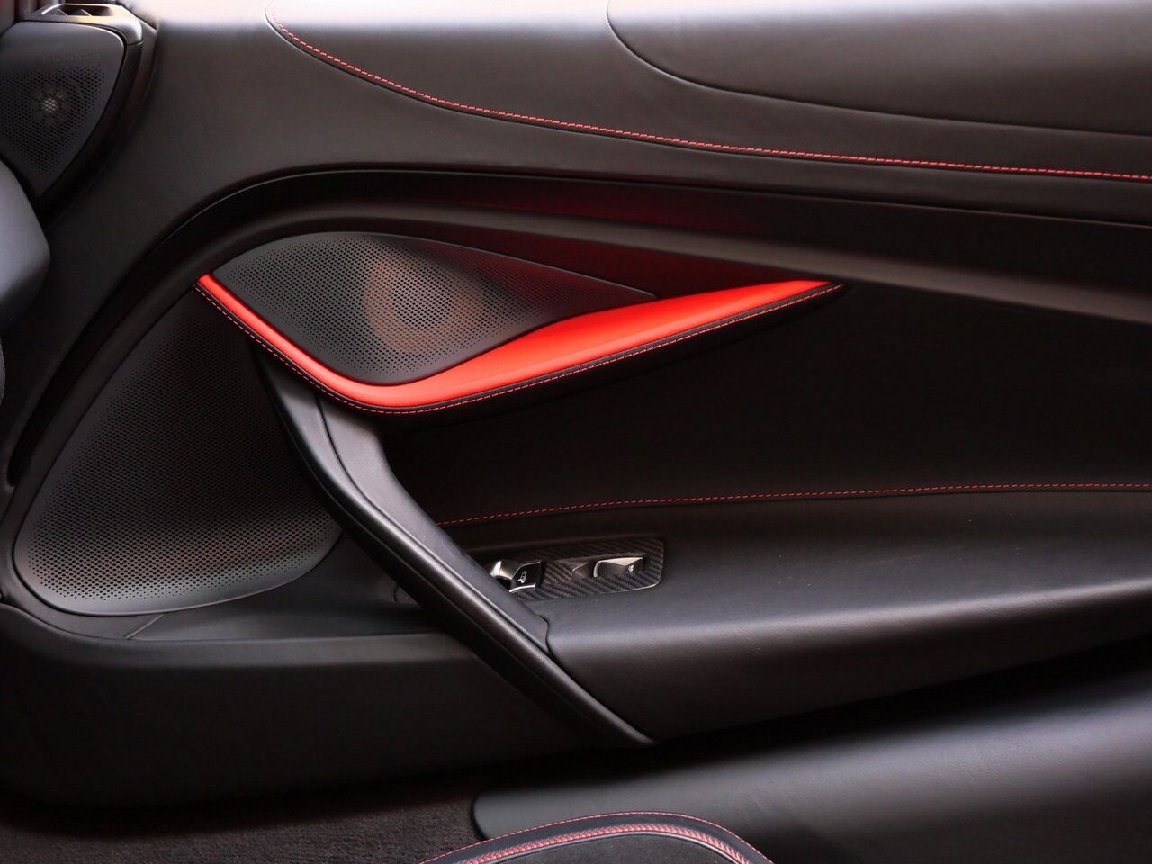 2022 McLaren 720S Performance Performance Lawrence KS