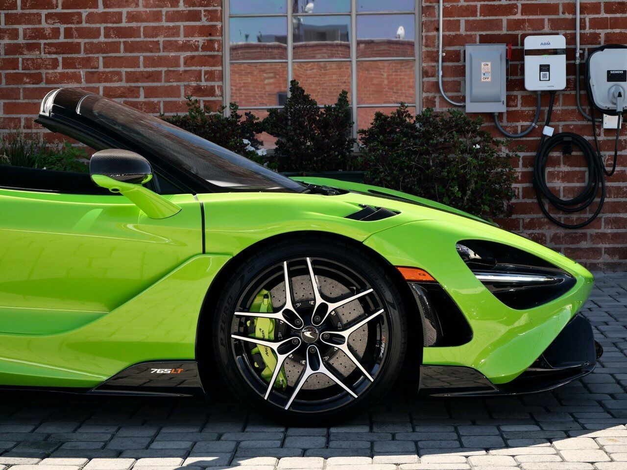 2022 McLaren 765LT Lawrence KS