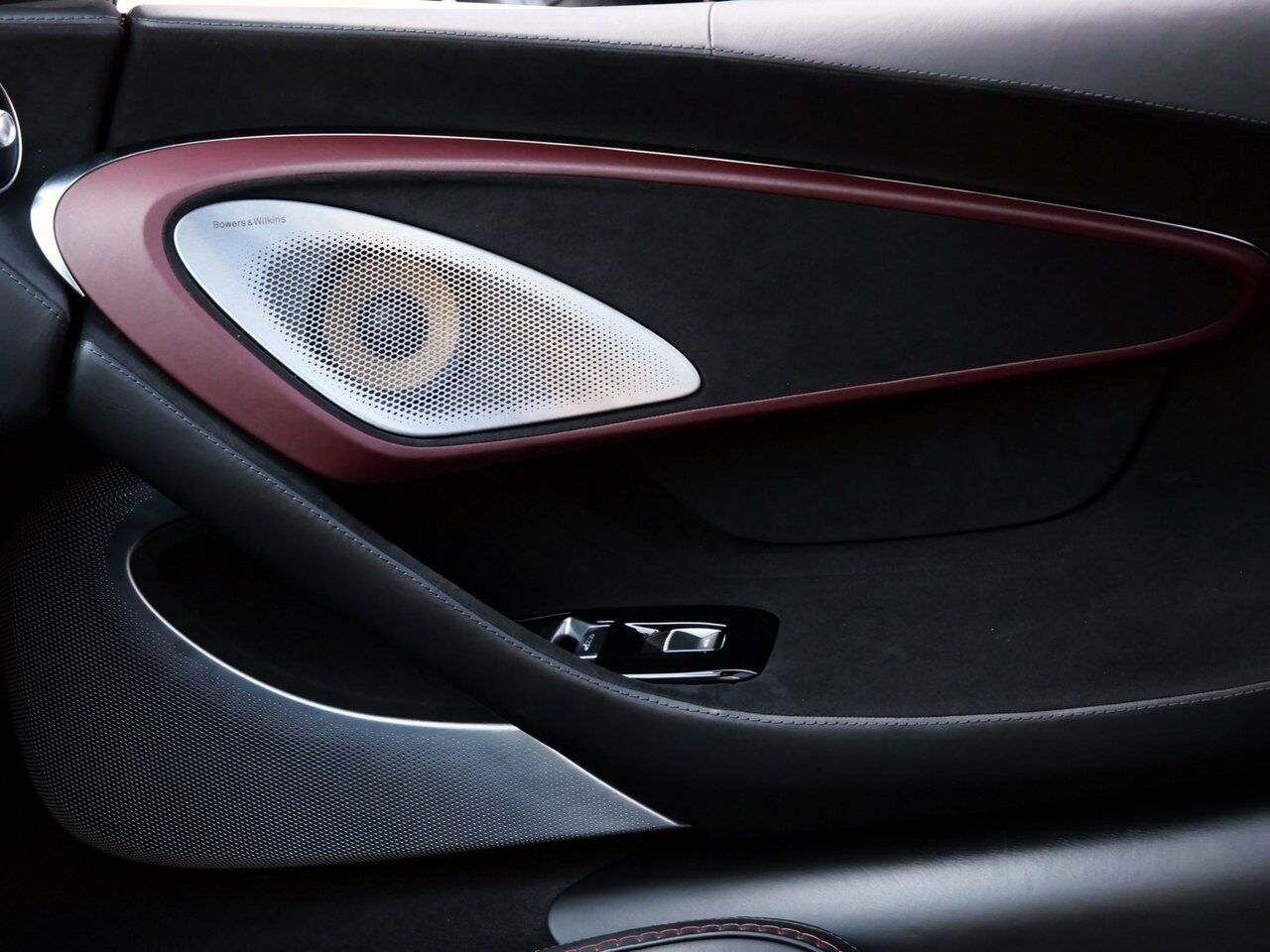 2022 McLaren GT Lawrence KS