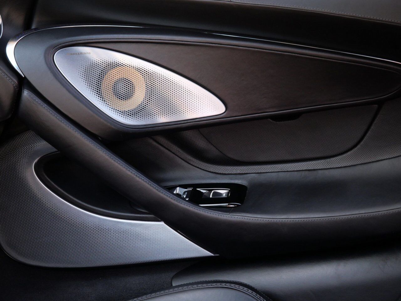2022 McLaren GT Lawrence KS