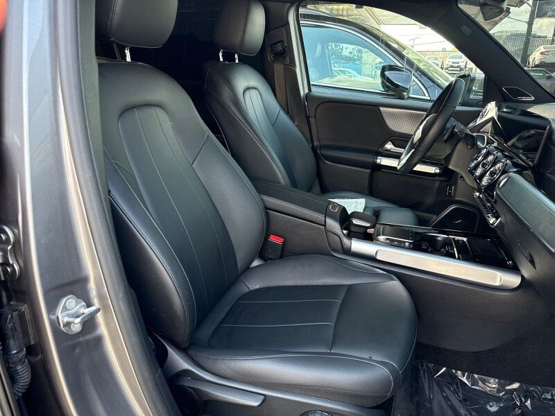 2022 Mercedes-Benz EQB EQB 300 4MATIC SUV Arlington VA