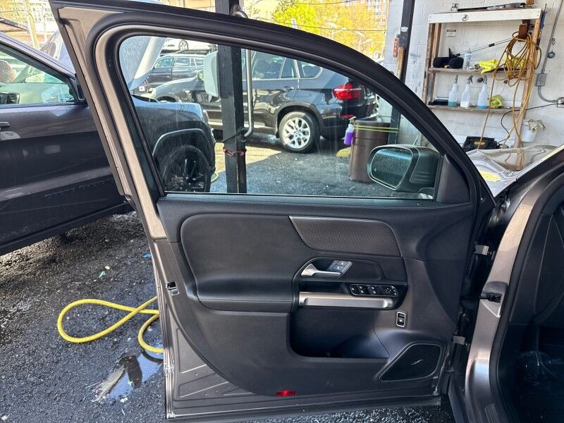 2022 Mercedes-Benz EQB EQB 300 4MATIC SUV Arlington VA