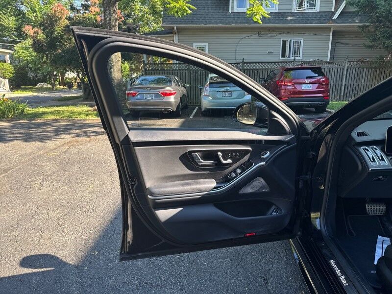 2022 Mercedes-Benz S 500 4MATIC w/ AMG Sport Package Arlington VA