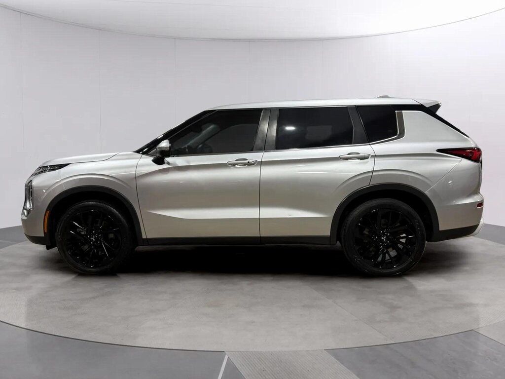 2022 Mitsubishi Outlander SE w/Tech Pkg San Clemente CA