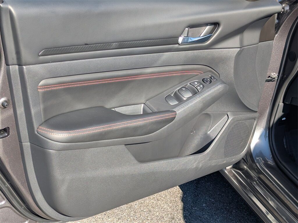 2022 Nissan Altima 2.5 SR Kennesaw GA 2022 Nissan Altima 2.5 SR Kennesaw GA