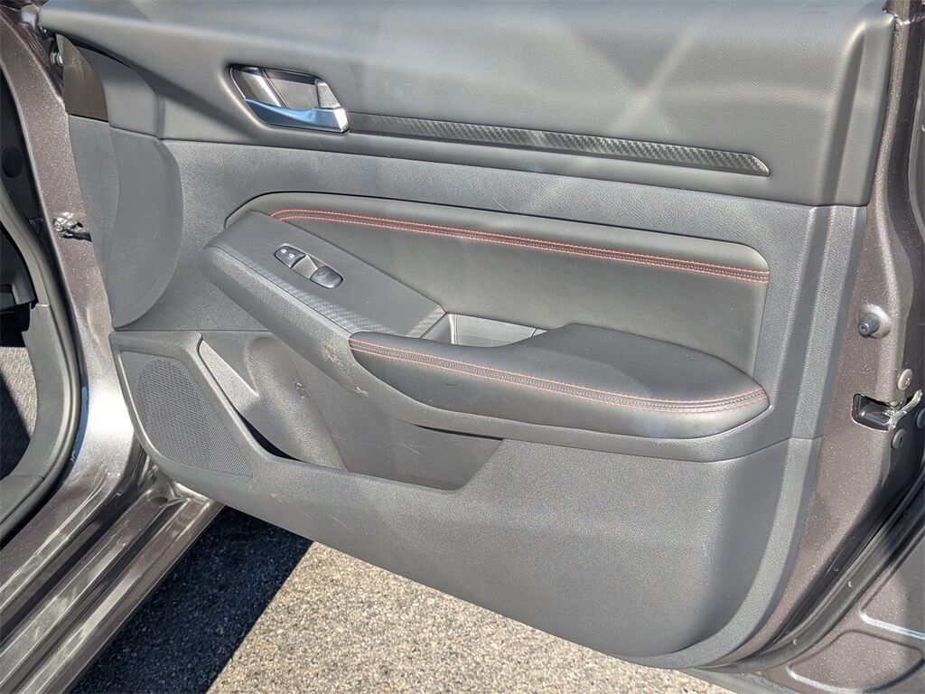 2022 Nissan Altima 2.5 SR Kennesaw GA 2022 Nissan Altima 2.5 SR Kennesaw GA