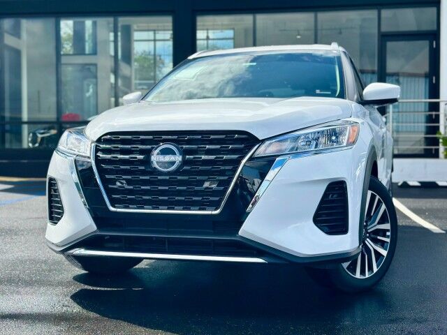 2022 Nissan Kicks SV