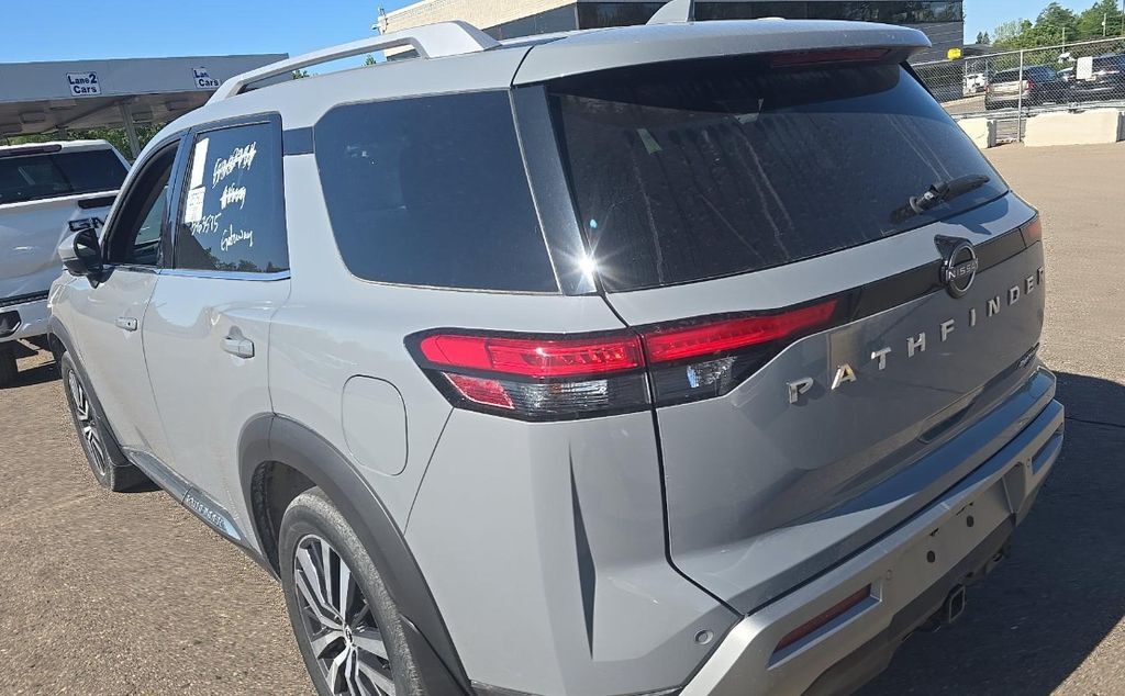 2022 Nissan Pathfinder Platinum San Clemente CA
