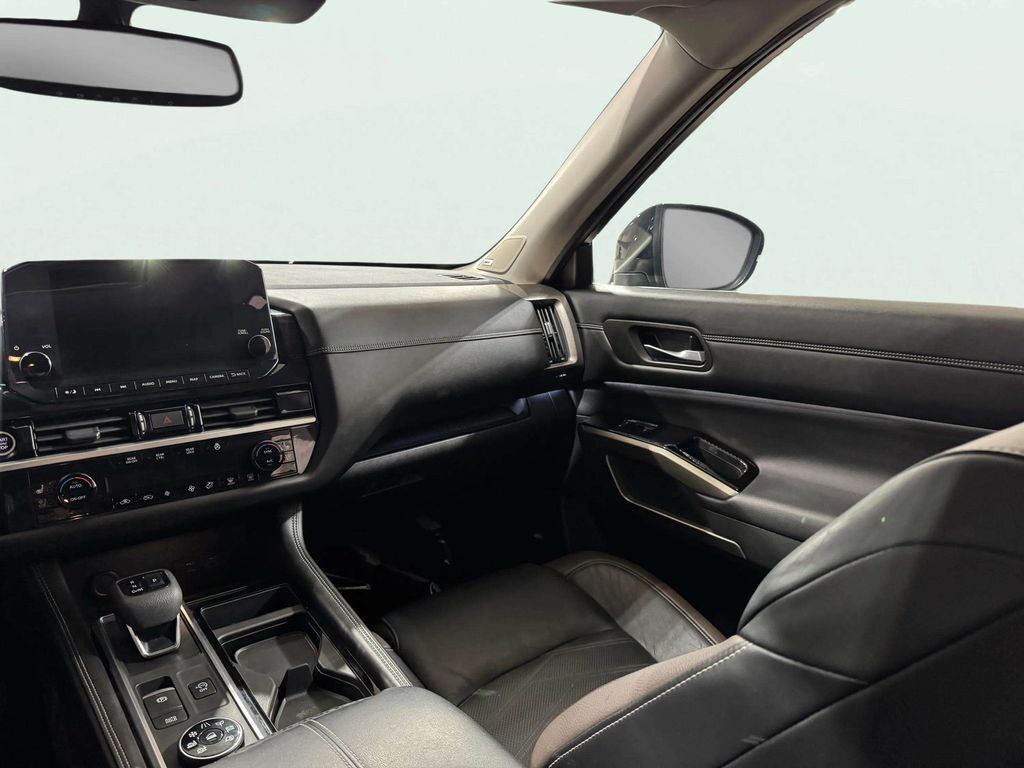 2022 Nissan Pathfinder Platinum San Clemente CA