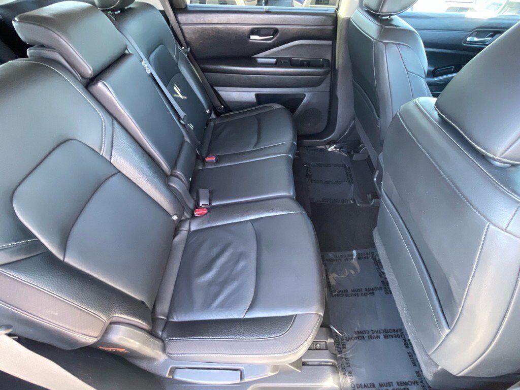 2022 Nissan Pathfinder SL Oak Ridge TN 2022 Nissan Pathfinder SL Oak Ridge TN